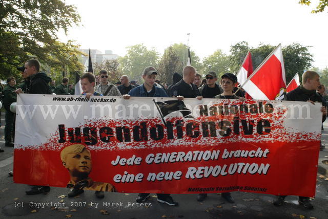 Nationale Jugendoffensive - Jede Generation braucht eine neue Revolution - Nationale Sozialisten Südpfalz